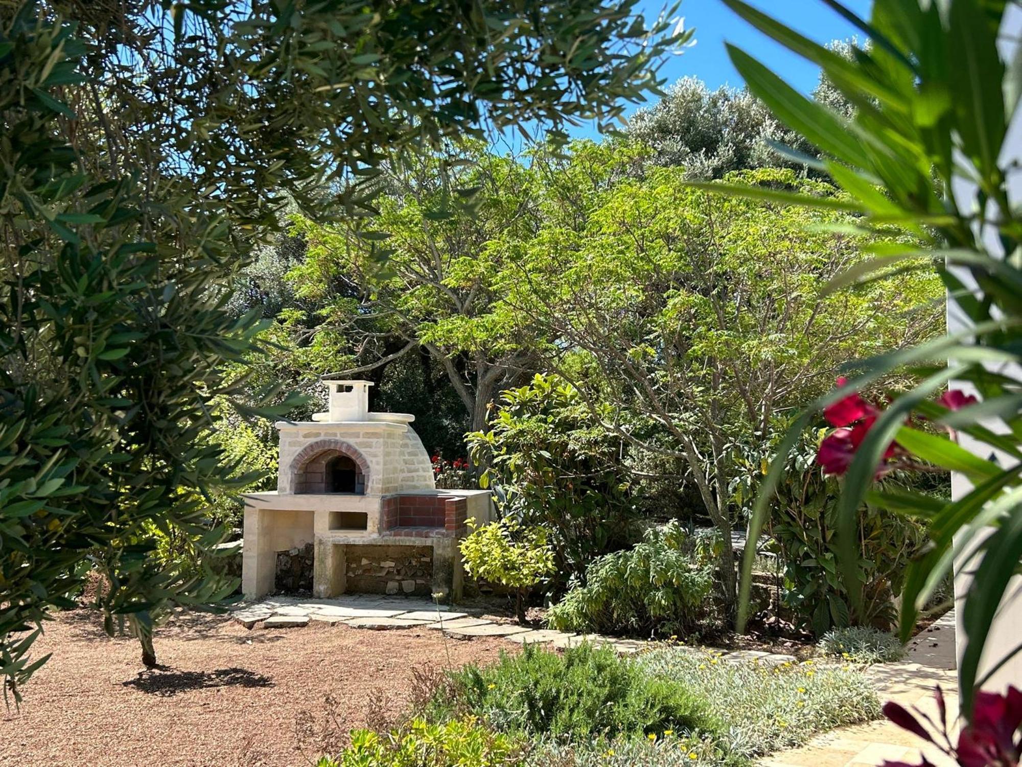 Traditional Trullo With Private Pool Near Ostuni Villa Exterior photo